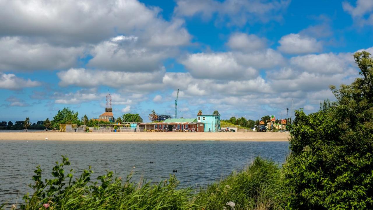 Nomad Water Lodge Harderwijk Bagian luar foto